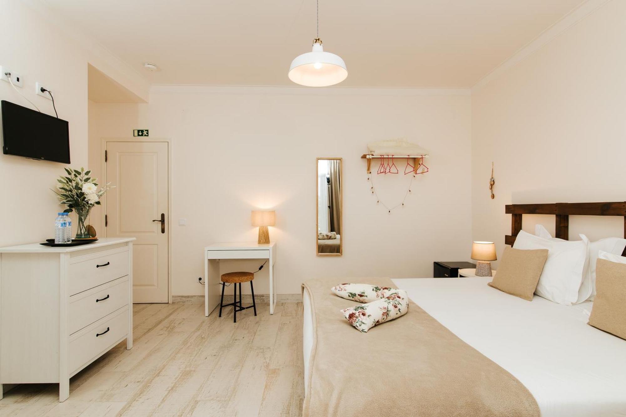 Boutique Hotel - O House Ericeira Hills Стая снимка